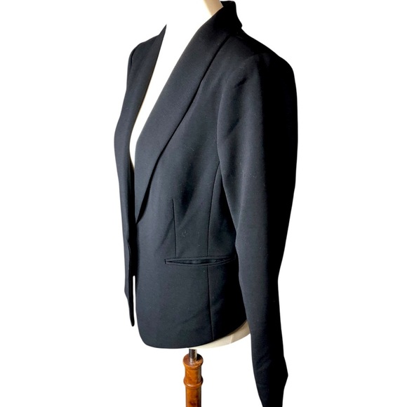 BCBG Max Azria Cropped Blazer Sz L One Button Black Officecore Minimalist Office - Picture 5 of 9